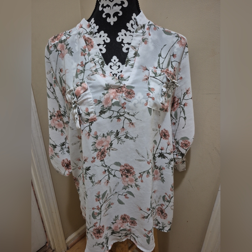 Rue21 Pink and White Relaxed Blouse with Mandarin Collar